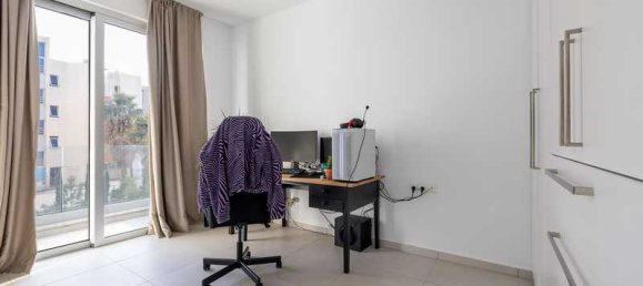 2 bedrooms Apartment in Germasogeia, Cyprus No. 18698 12