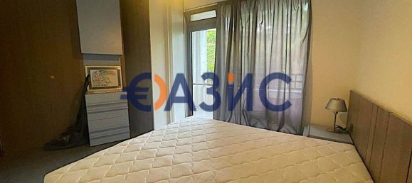 Квартира с 2 спальнями в Свети-Влас, Болгария № 902 18