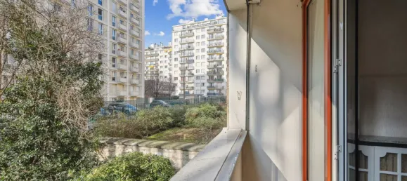 2 bedrooms Apartment in Paris, France No. 335213 4