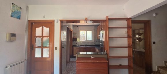 6 bedrooms House in Cubelles, Spain No. 182730 37