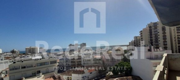 Квартира с 3 спальнями в Фару, Португалия № 90074 3