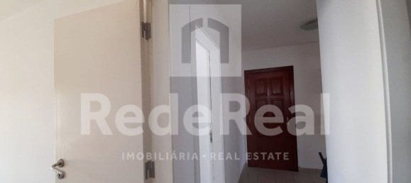 Квартира с 3 спальнями в Фару, Португалия № 90074 16