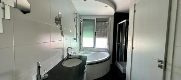 5 bedrooms Villa in Agios Athanasios, Cyprus No. 679 10