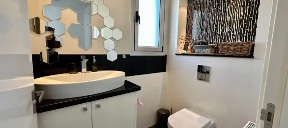 5 bedrooms Villa in Agios Athanasios, Cyprus No. 679 6