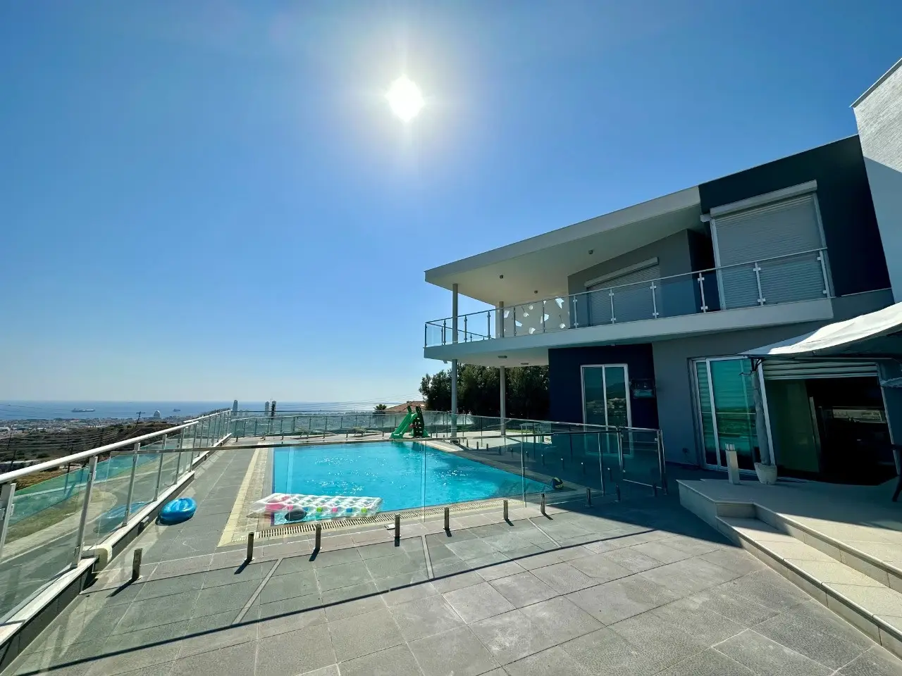 5 bedrooms Villa in Agios Athanasios, Cyprus No. 679