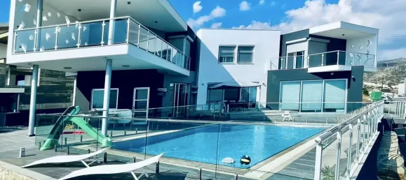 5 bedrooms Villa in Agios Athanasios, Cyprus No. 679 13