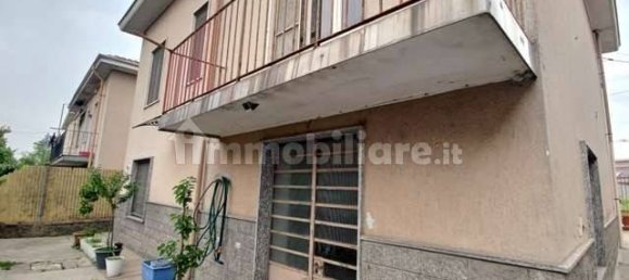 Villa de 2 dormitorios en Vigevano, Italy No. 144065 2