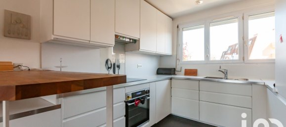 Casa de 5 dormitorios en Villepreux, France No. 347055 9