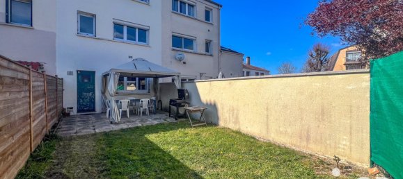 Casa de 5 dormitorios en Villepreux, France No. 347055 15