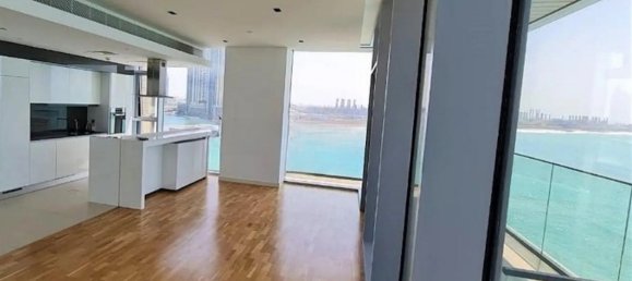 4 bedrooms Apartment in Dubai, UAE No. 21390 3