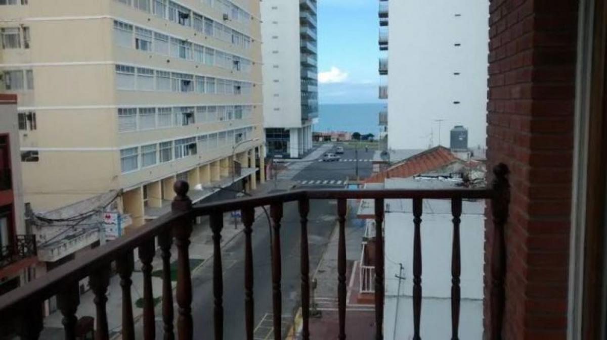 3 bedrooms Apartment in Mar del Plata, Argentina No. 74597
