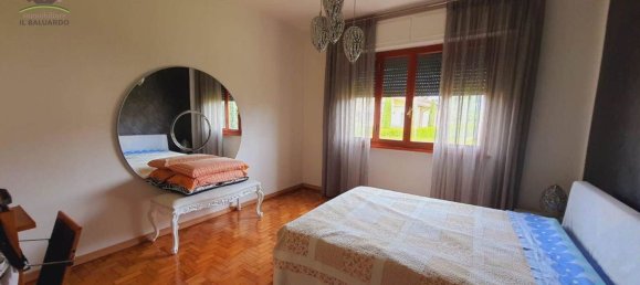 Villa de 8 habitaciónes en Capannori, Italy No. 48384 15