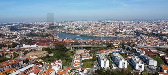 4 chambres Maison à Vila Nova de Gaia, Portugal No. 102825 5