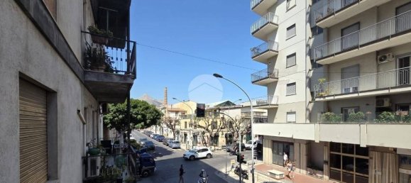 Apartamento T2 em Palermo, Italy N.º 322012 6