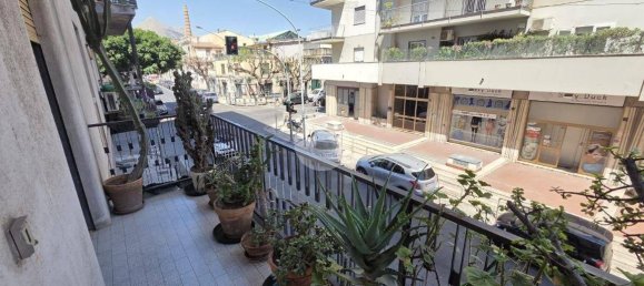 Apartamento T2 em Palermo, Italy N.º 322012 16