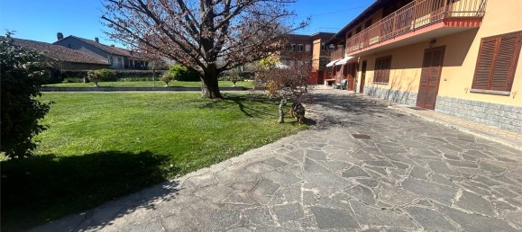 4 bedrooms Villa in Pinerolo, Italy No. 101163 40