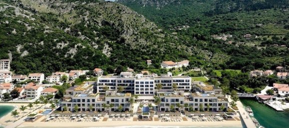 1 bedroom Apartment in Kotor, Montenegro No. 335 3