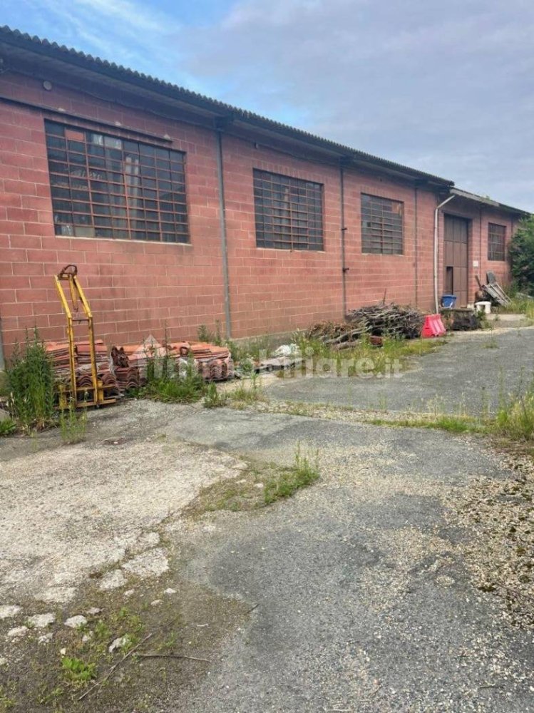 1-salle Entrepôt à Volvera, Italy No. 159099