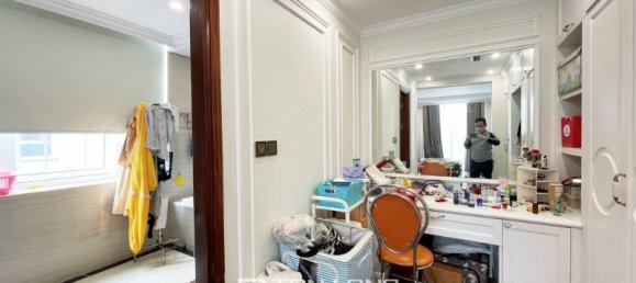 4 bedrooms Villa in Long Bien, Vietnam No. 700 18