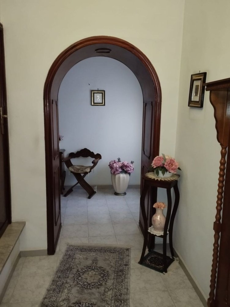 Квартира с 6 комнатами в Аверса, Италия № 255428