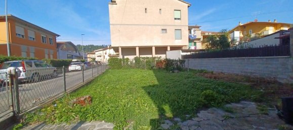 4 rooms House in Capraia e Limite, Italy No. 93047 12