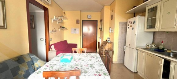 3-salle Appartement à Rome, Italy No. 22170 5