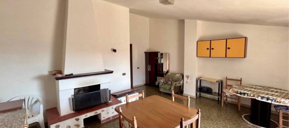 Apartamento de 2 dormitorios en Collegiove, Italy No. 315269 17