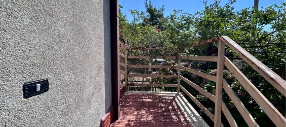 Apartamento de 2 dormitorios en Collegiove, Italy No. 315269 6