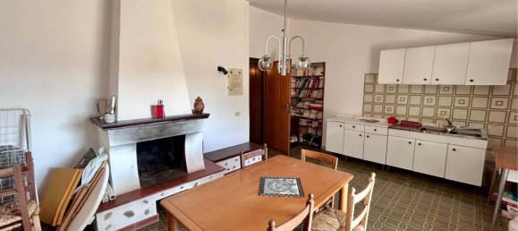 Apartamento de 2 dormitorios en Collegiove, Italy No. 315269 2
