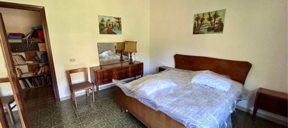 Apartamento de 2 dormitorios en Collegiove, Italy No. 315269 46