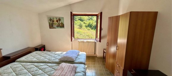 Apartamento de 2 dormitorios en Collegiove, Italy No. 315269 29