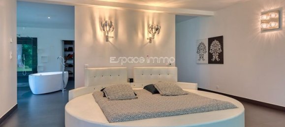 Casa de 6 dormitorios en Isneauville, France No. 313895 10