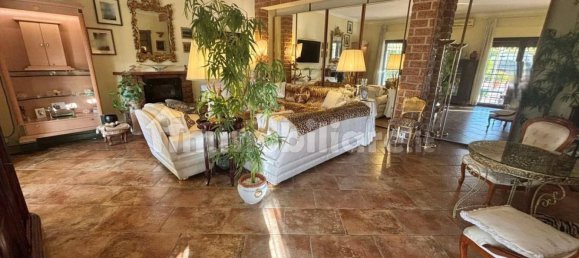 2 bedrooms Villa in Ardea, Italy No. 87122 8