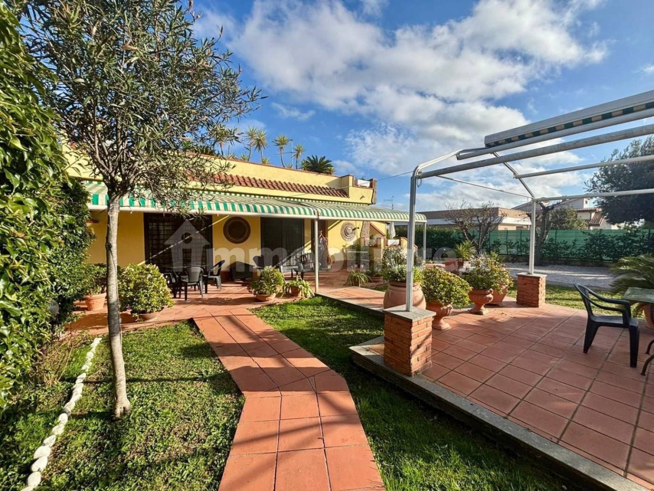 2 bedrooms Villa in Ardea, Italy No. 87122