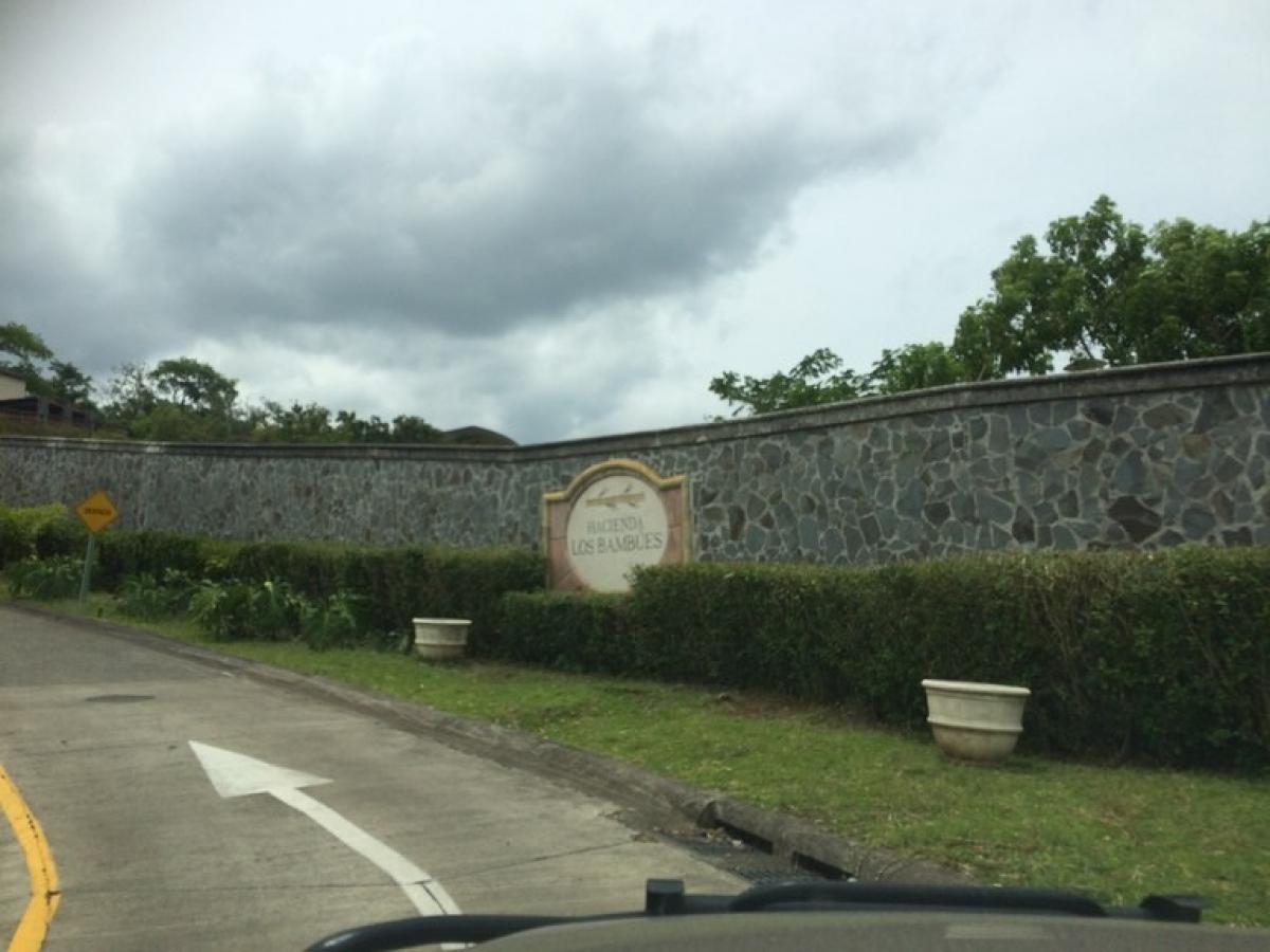  Land in San Jose, Costa Rica No. 1751