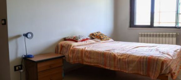 Apartamento de 3 dormitorios en San Floro, Italy No. 140492 9