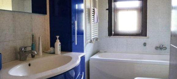 Apartamento de 3 dormitorios en San Floro, Italy No. 140492 15