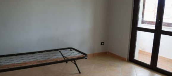 Apartamento de 3 dormitorios en San Floro, Italy No. 140492 14