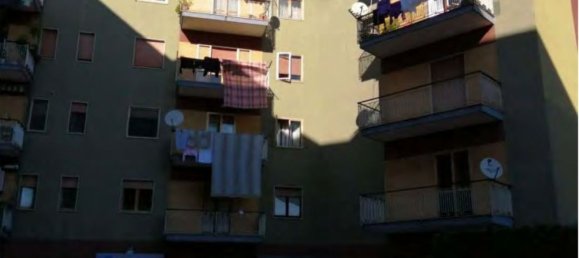 7 rooms Penthouse in Polla, Italy No. 180088 2