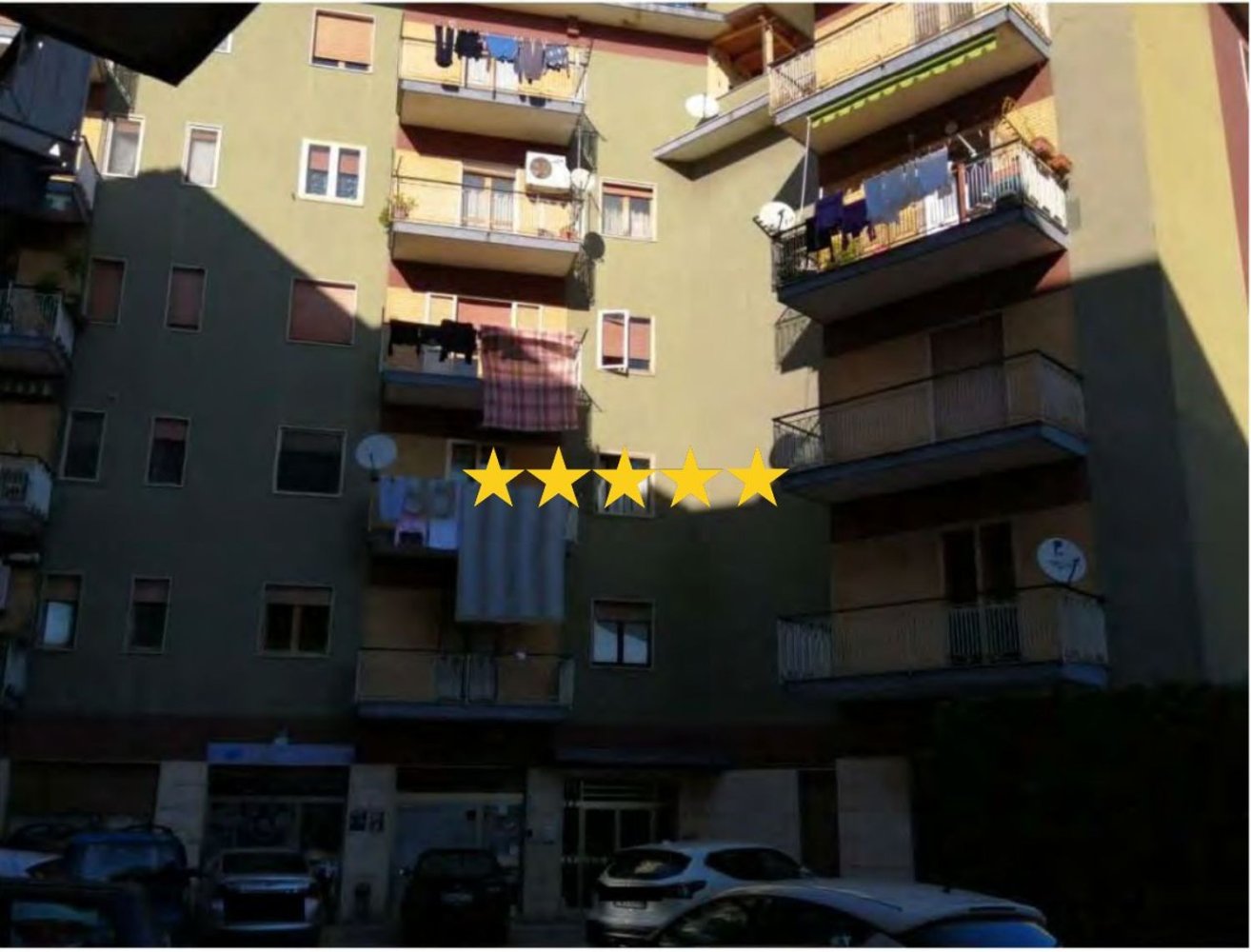 7 rooms Penthouse in Polla, Italy No. 180088