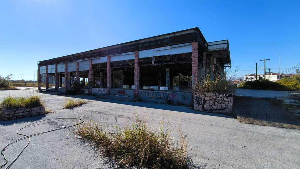 900m² Building in Katerini, Greece No. 94167