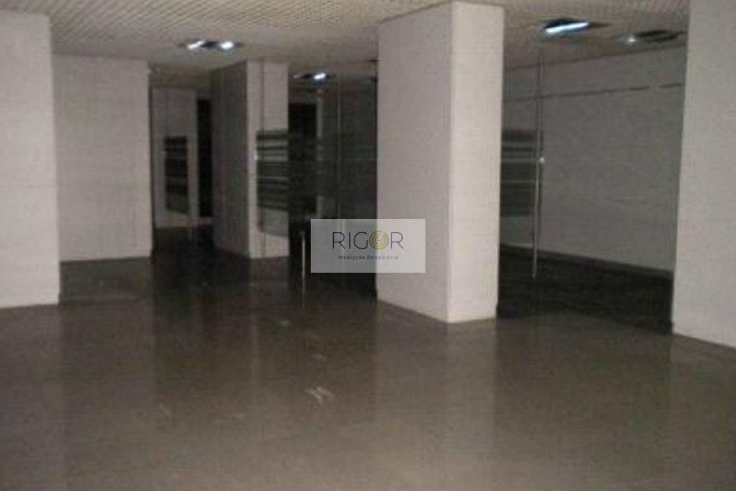 Gewerbliche Immobilie in Maia, Portugal 254m², Nr. 42828