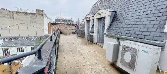 2 bedrooms Penthouse in Paris, France No. 347333 4