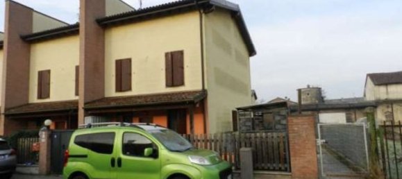 6 rooms Apartment in Spinadesco, Italy No. 96536 5