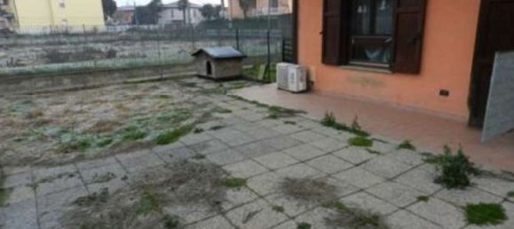 6 rooms Apartment in Spinadesco, Italy No. 96536 4