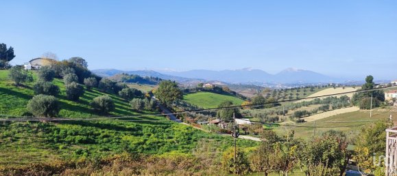 3 bedrooms Apartment in Notaresco, Italy No. 82489 17