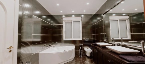 7 غرف نوم فيلا في Kalyvia Thorikou, Greece رقم 53101 16