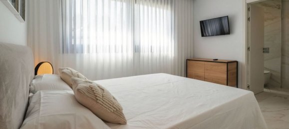 Adosado de 3 dormitorios en Marbella, Spain No. 48028 7