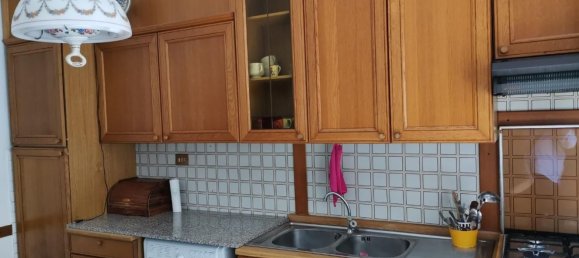 3 rooms Apartment in Poggibonsi, Italy No. 286703 8