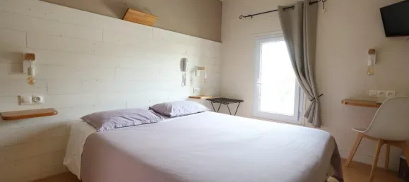 13 rooms Commercial property in Uzes, France No. 350059 4